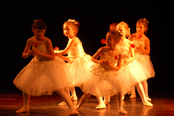 Danse classique 8 à 10 ans - Classe de Hanae Mizumoto-Antin